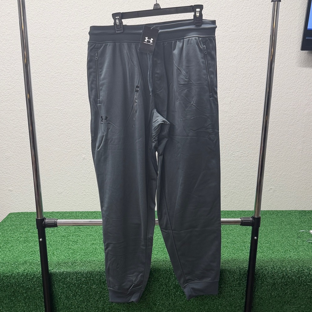 Under Armour Men's Charcoal Joggers